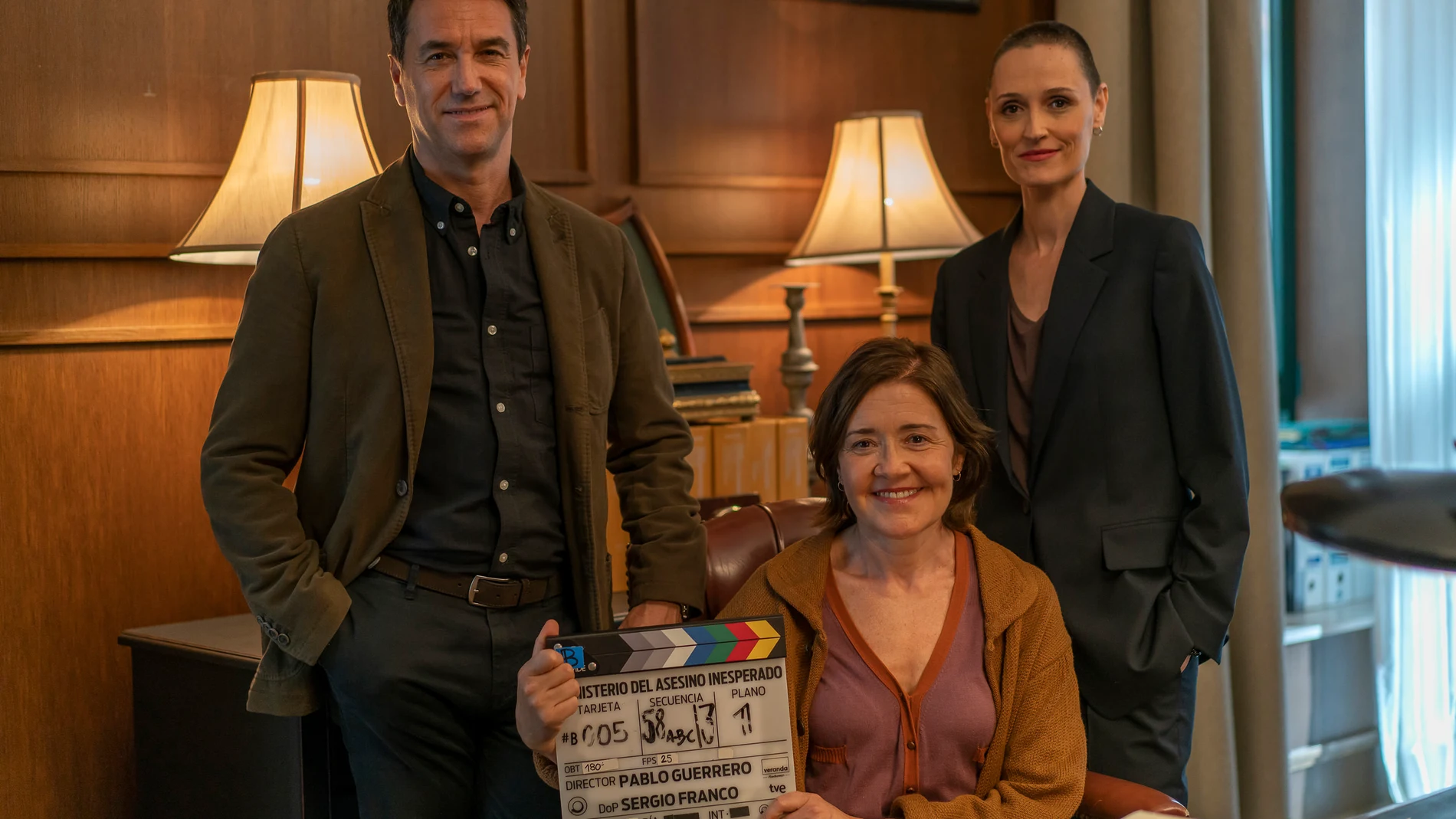 Elenco de Los Misterios de Laura