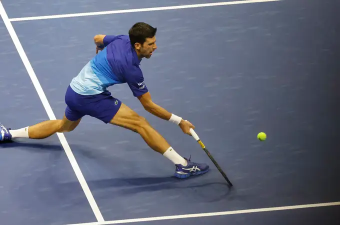 Djokovic vence a Brooksby, se mete en cuartos del US Open y está a tres partidos de convertirse en único