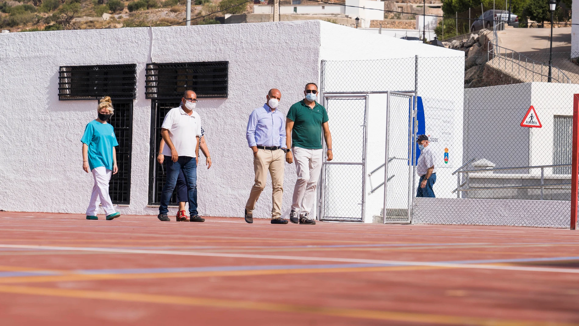 Mejora de la pista polideportiva de Felix (Almería)