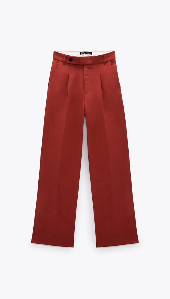 Pantalón Full Lenght en color caldera, de Zara