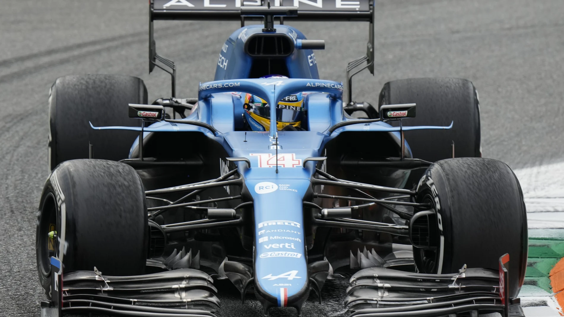 Fernando Alonso, al volante del Alpine.