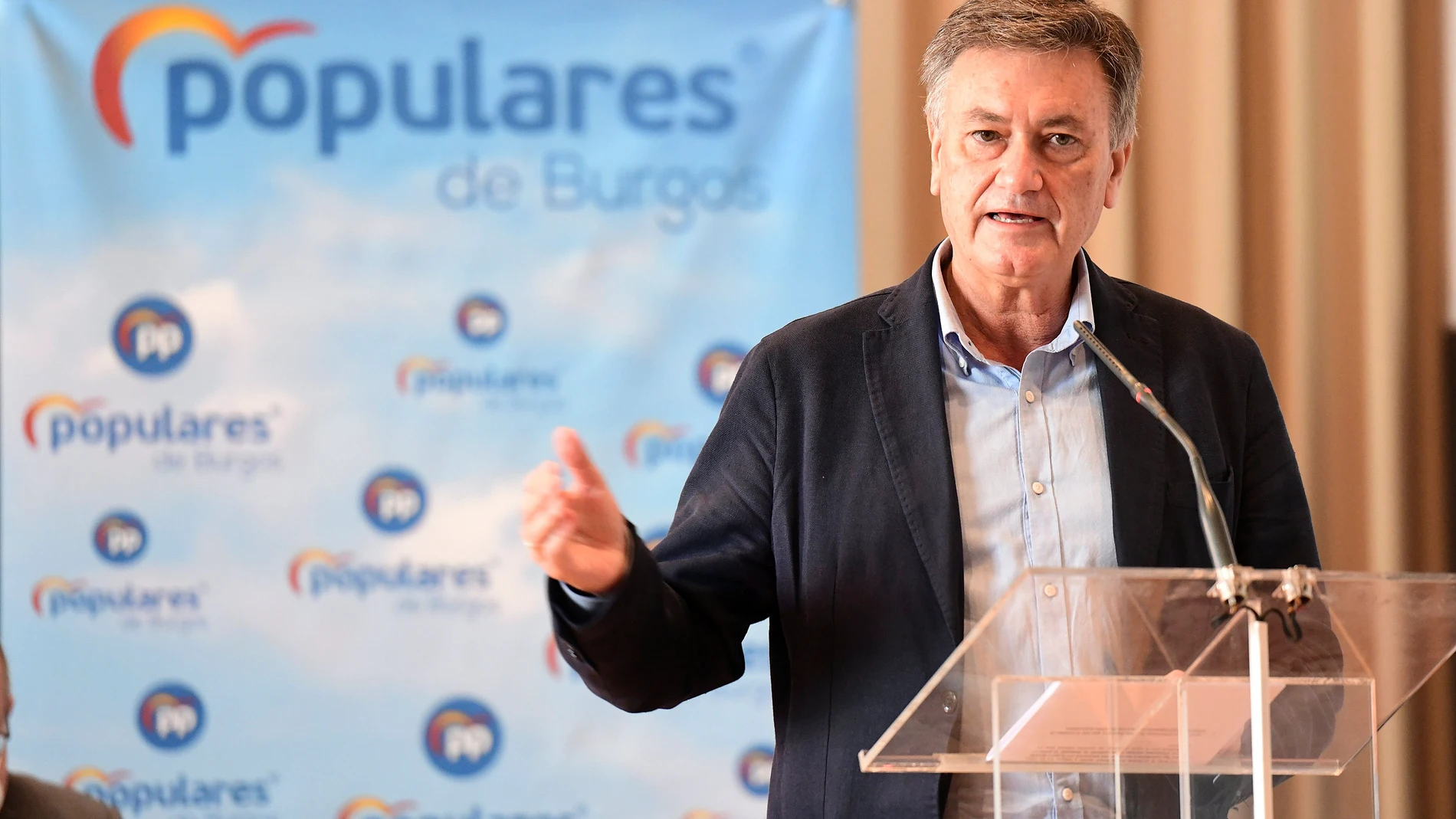 El secretario general del PP de Castilla y León, Francisco Vázquez, en la Junta Directiva del Partido Popular de Burgos