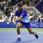 Djokovic, el número uno del mundo, a punto de golpear de revés en la semifinal del US Open ante Zverev