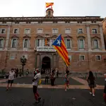  Miedo al boicot de la CUP: Aragonès blinda la Generalitat de Mossos en su reunión con Sánchez