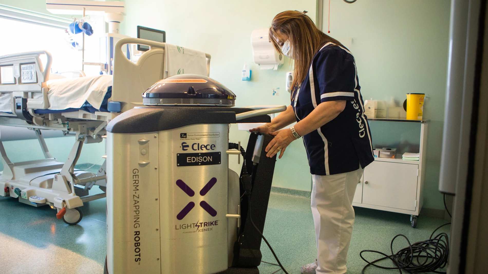 Más frecuencia, tecnología y equipos de protección individual: así es ahora la limpieza en hospitales
