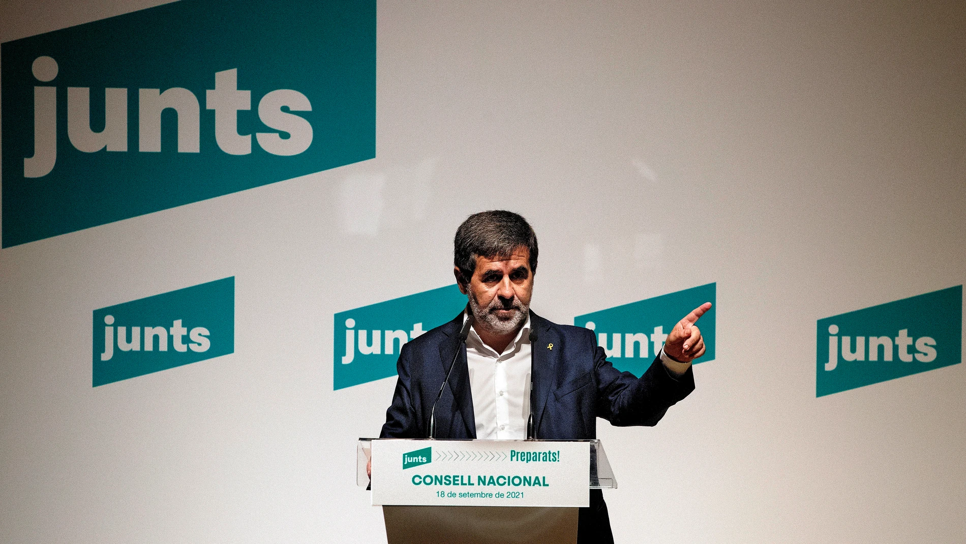 El secretario general de JxCat, Jordi Sànchez, interviene ante el consell nacional del partido. EFE/Alberto Estévez