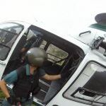 Helicóptero de la Guardia Civil durante un rescate.