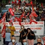 La plataforma en defensa del ferrocarril de la Región de Murcia y los comités de empresa de Adif y Renfe han convocado una manifestación en contra del cierre de la línea de cercanías de Murcia - Lorca-Águilas previsto para el próximo 1 de octubre