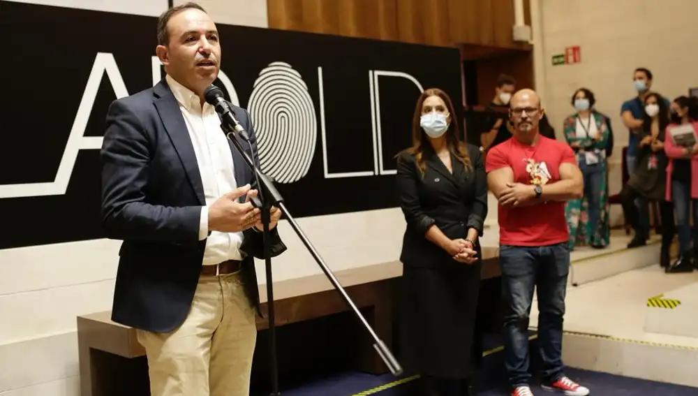 Víctor Alonso, vicepresidente de la Diputación de Valladolid, cierra el festival de literatura y crimen