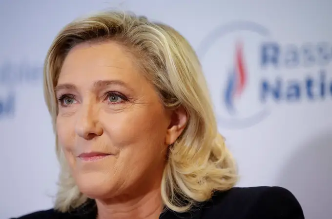 Le Pen propone un referéndum sobre la inmigración