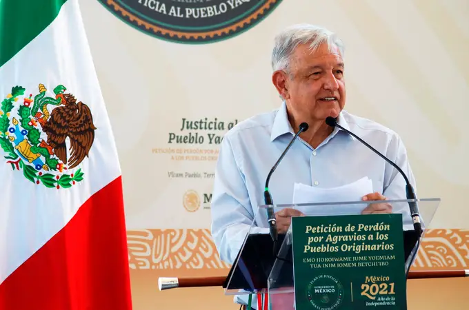 México vuelve al cole con un polémico plan anticolonial