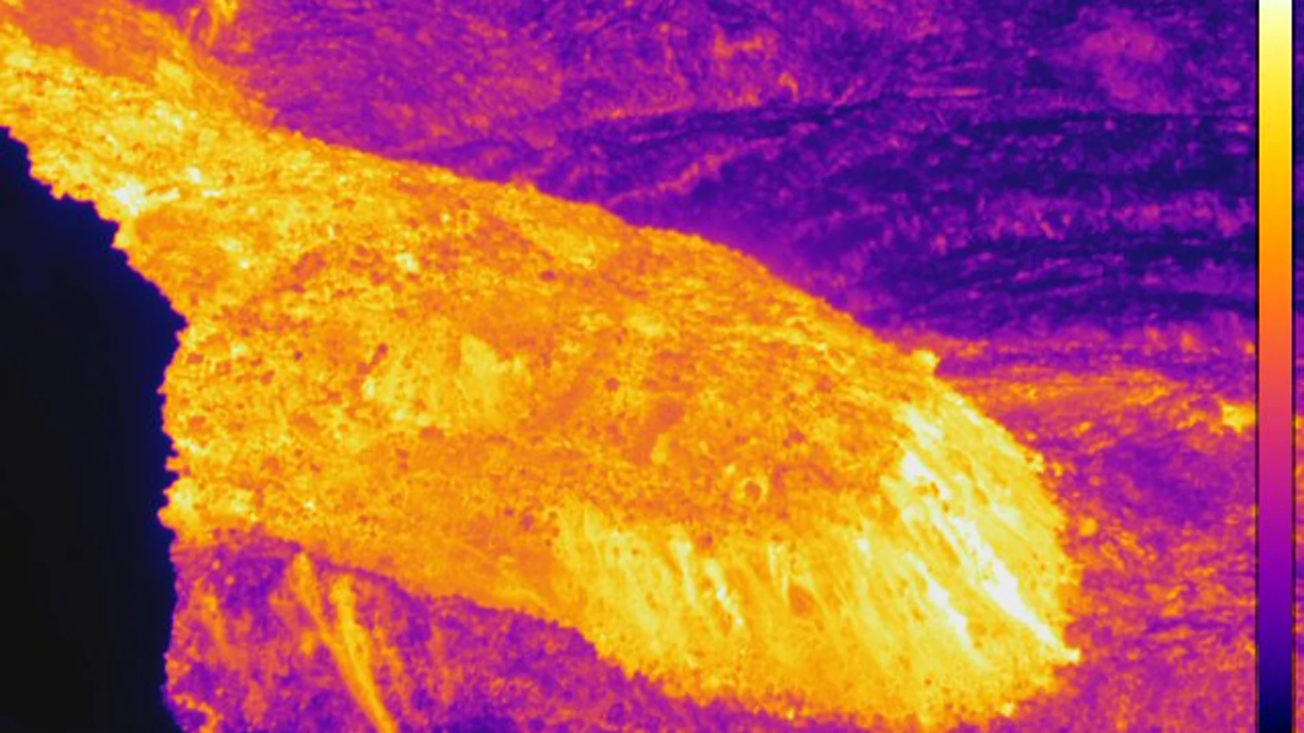 Imagen térmica del delta formado por la lava del volcán de La Palma
