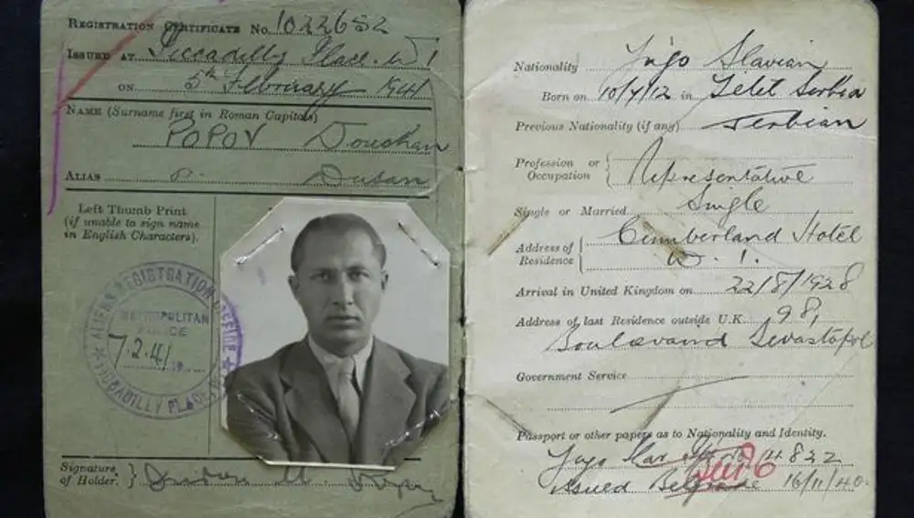 Imagen del pasaporte de británico Dusko Popov