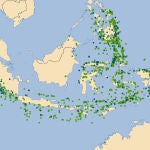 Este mapa muestra los terremotos registrados en la zona de Indonesia entre 1902 y 2019. En verde aparecen los de magnitud 6, en azul los de magnitud 7, en naranja los de magnitud 8 y en rojo los de magnitud 9. La escala original de Richter no habría podido medir correctamente los azules, naranjas y rojos, y habría dado para todos ellos una magnitud similar.