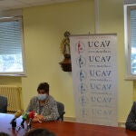 La rectora de la UCAV, María del Rosario Sáez Yuguero; Mª Antonia Pedraza, gerente de asistencia sanitaria de Ávila; yJuan Igor Molina Puente, doctor en Medicina. Jefe unidad medicina interna del Complejo Hospitalario de Ávila