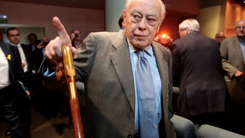 El expresidente de la Generalitat Jordi Pujol a su llegada al homenaje que la entidad Amics de Jordi Pujol le ha rendido en Barcelona.