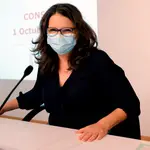 La vicepresidenta y Portavoz del Gobierno valenciano, Mónica Oltra, durante la rueda de prensa posterior al Peno del Consell