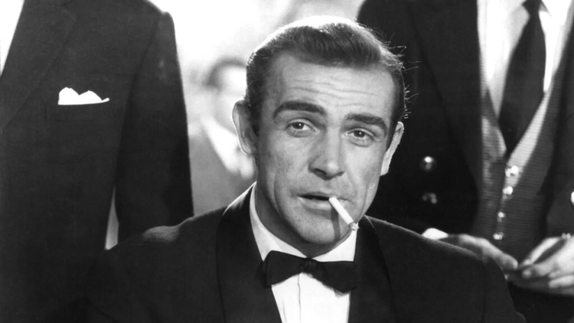 Sean Connery interpretando a James Bond