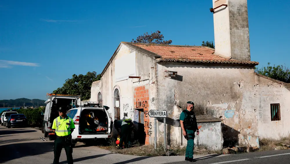 La Guardia Civil ha reanudado esta mañana la búsqueda del cuerpo de Marta Calvo en una casa de campo abandonada del término municipal de Senyera (Valencia)