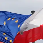 Las banderas de Polonia y la UE