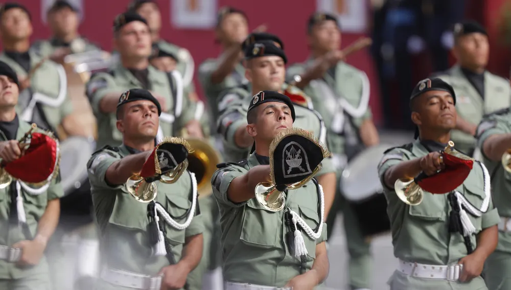 Efectivos de la Brigada Paracaidista durante el desfile del Día de la Fiesta Nacional de 2019