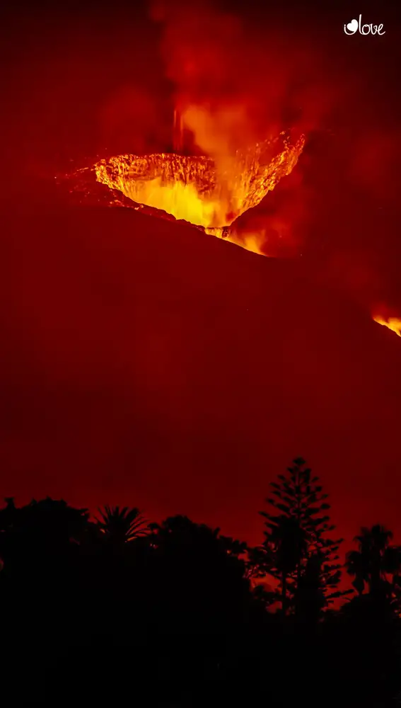 La erupción del volcán de Cumbre Vieja comenzó hace tres semanas y ha cubierto de lava más de 400 hectáreas