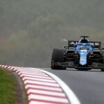 Fernando Alonso, con su Alpine, durante el Gran Premio de Turquía de F1.