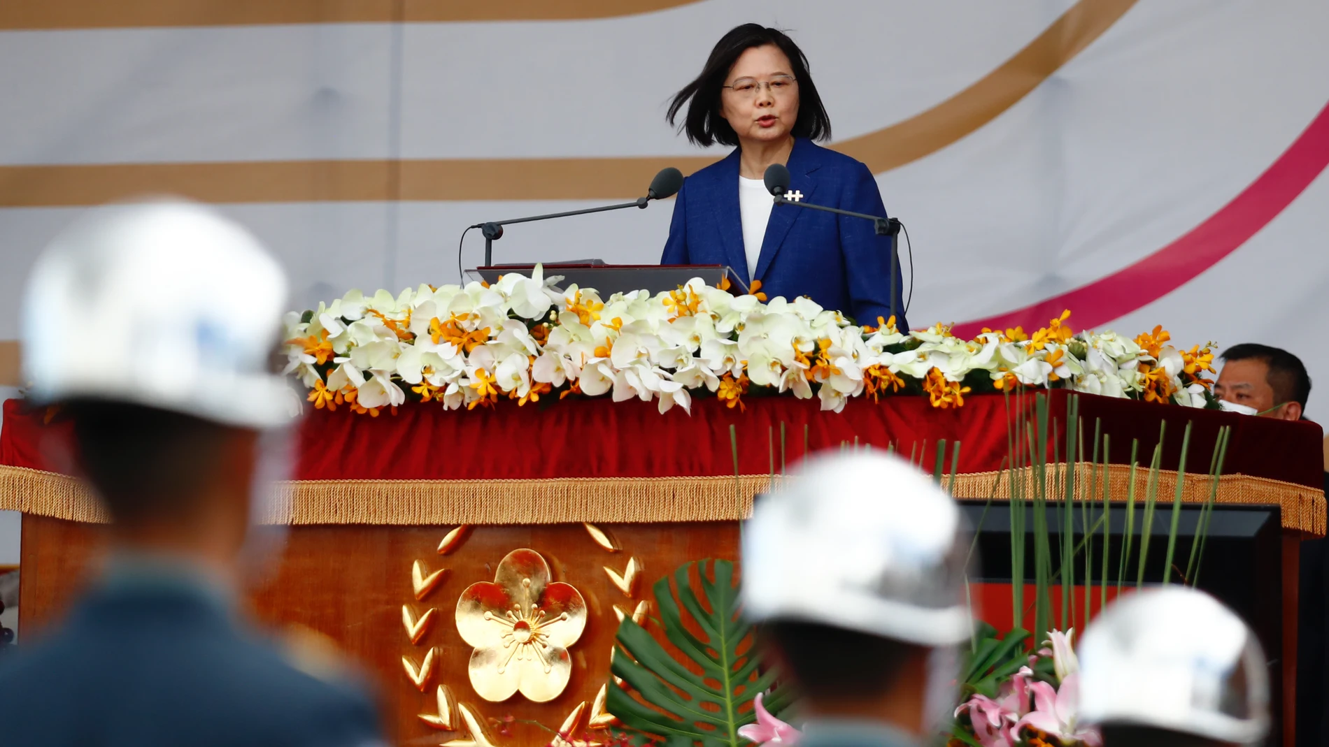La prsesidenta taiwansesa Tsai Ing Wen pronuncia un discruso durante le Día Nacional de Taiwán