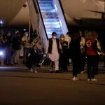Llegada de refugiados afganos a Torrejón de Ardoz esta noche