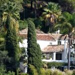 Vista de la lujosa villa en Benahavís (Málaga), donde el Primer Ministro de Inglaterra Boris Jhonson, ha pasado unos días de vacaciones. EFE/ Jorge Zapata
