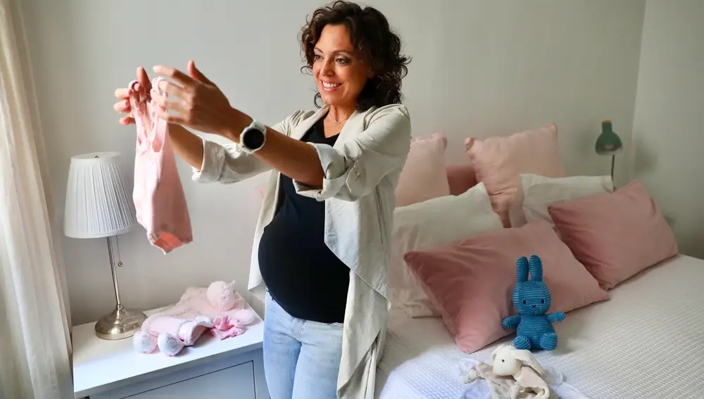 Estrella Aparicio ha interrumpido el tratamiento de cáncer, asesorada por su oncóloga, para quedarse embarazada