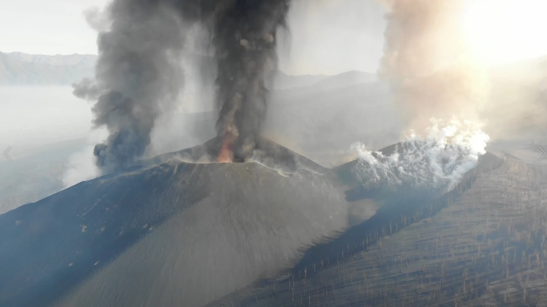 El volcán de la Palma durante su última erupción, que puso en jaque a la isla