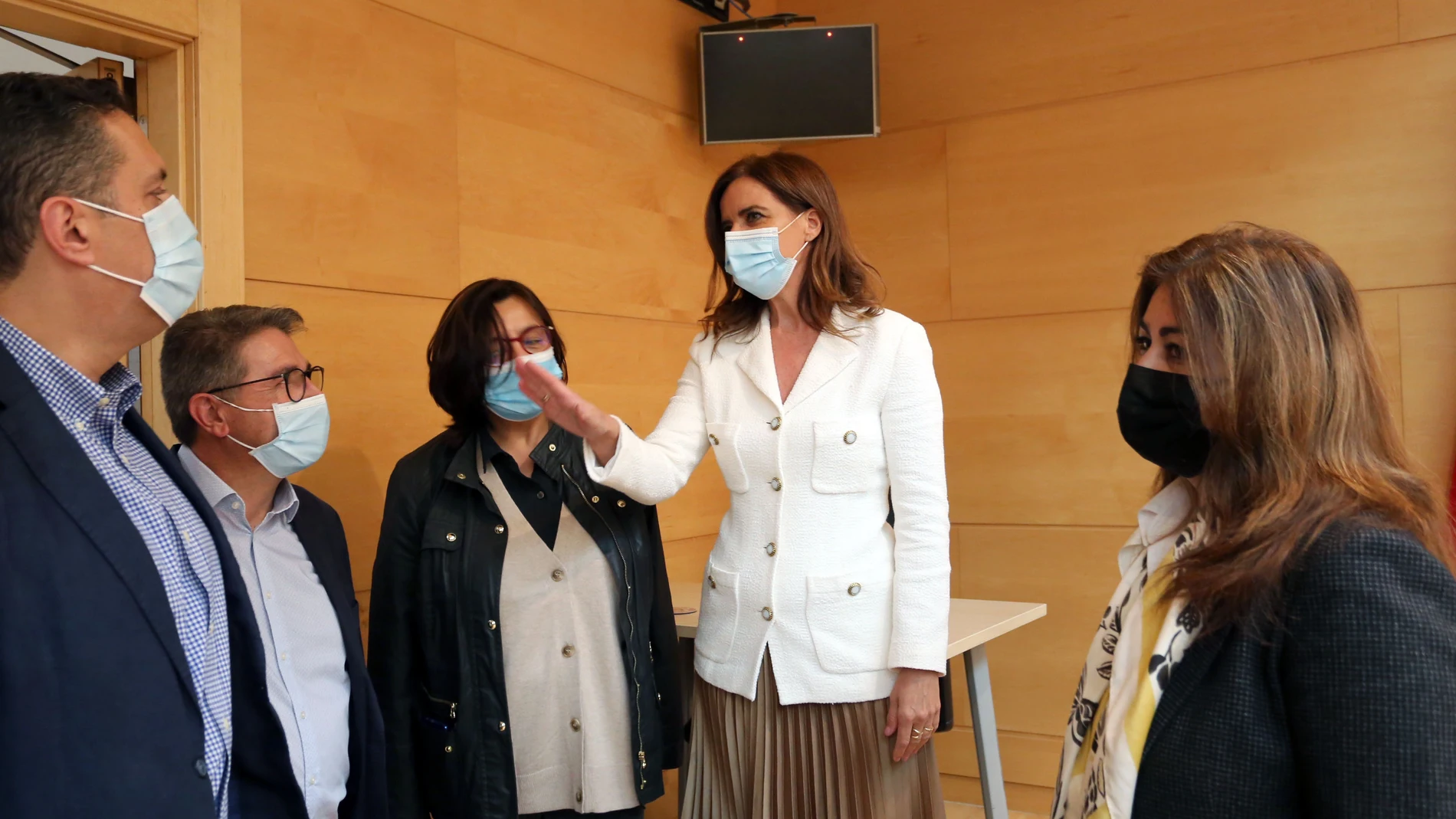 La consejera de Empleo e Industria, Ana Carlota Amigo, comparece, a petición propia, en la Comisión de Empleo e Industria de las Cortes de Castilla y León para evaluar los acuerdos del Diálogo Social correspondientes al ejercicio 2020