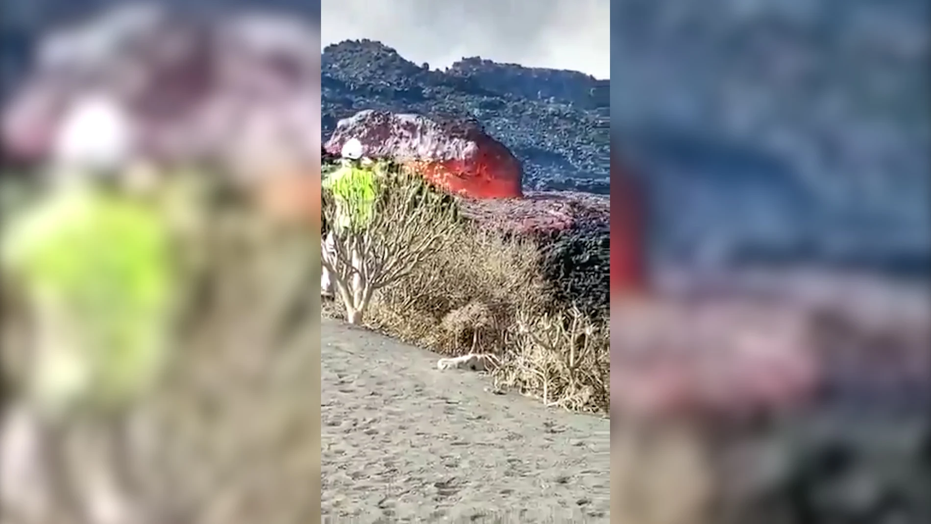 La fuerza de las coladas de lava en La Palma arrastran rocas de enormes dimensiones