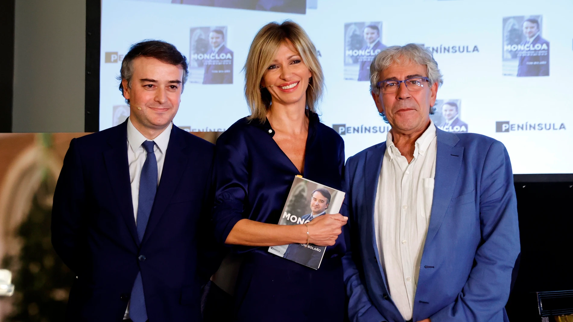 Iván Redondo, Susanna Griso y Toni Bolaño, durante la presentación del libro "Iván Redondo. La política o el arte de lo que no se ve"