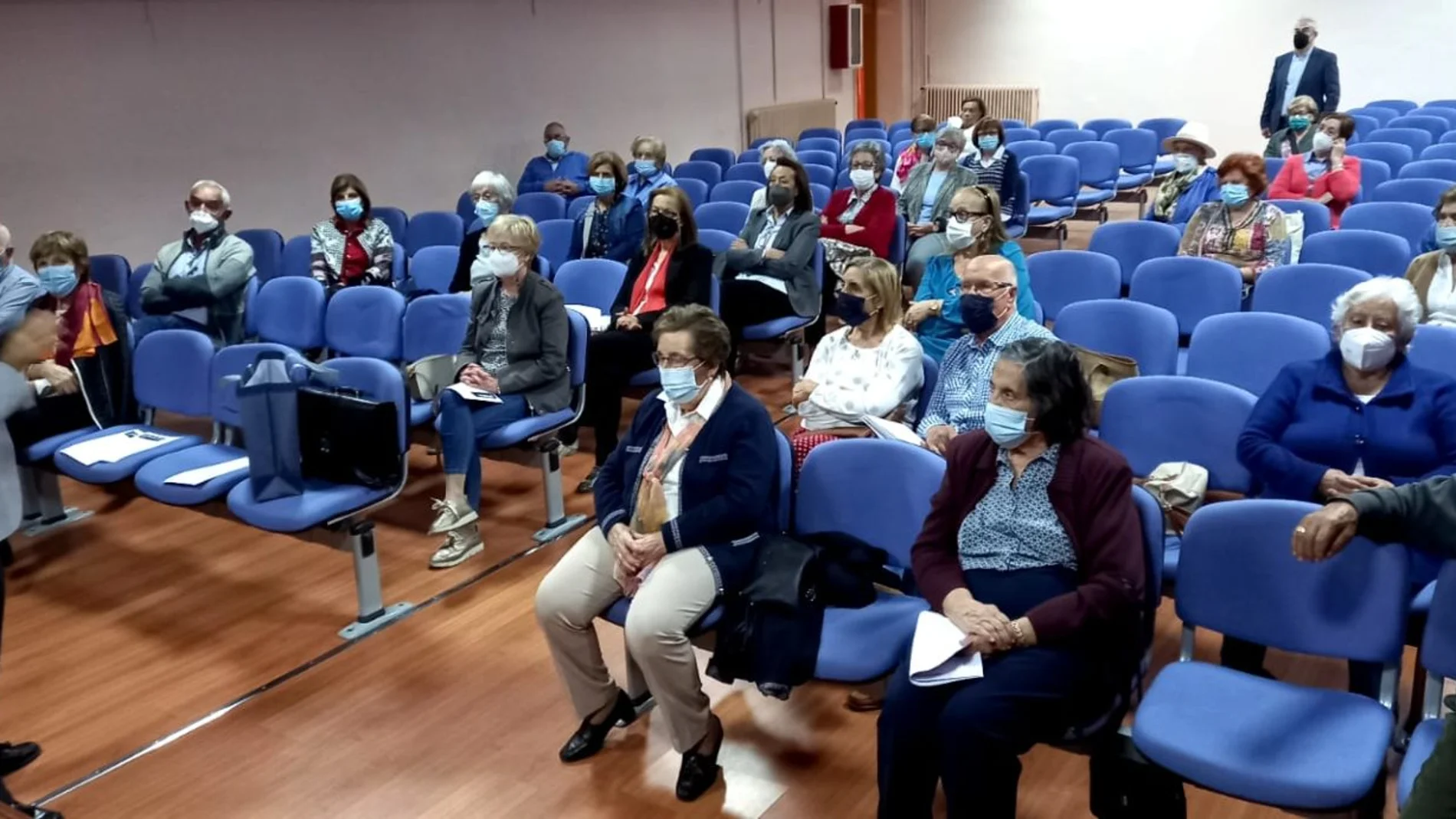 Clases de la Universidad de la Experiencia en Arévalo