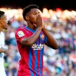 Ansu Fati se lamenta durante el Clásico