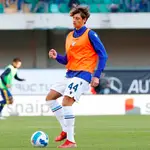 Romano Floriani, en el calentamiento del partido entre la Lazio y el Verona