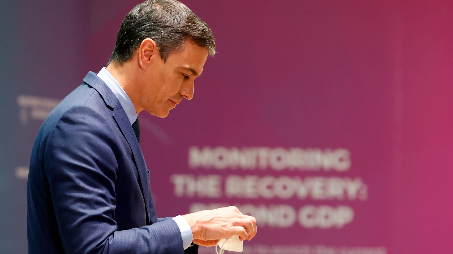 El presidente del Gobierno, Pedro Sánchez, durante la clausura del seminario “Monitoring the recovery: beyond GDP”.