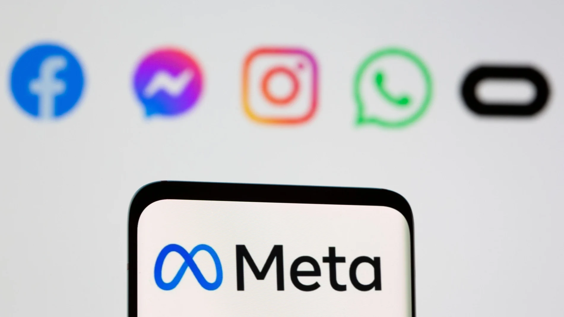 No ha pasado ni una semana y Meta ya tiene su primera filtración de producto en Internet. REUTERS/Dado Ruvic/Illustration