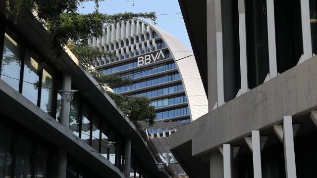 Edificio de la sede corporativa de BBVA en Madrid, 'La Vela'.