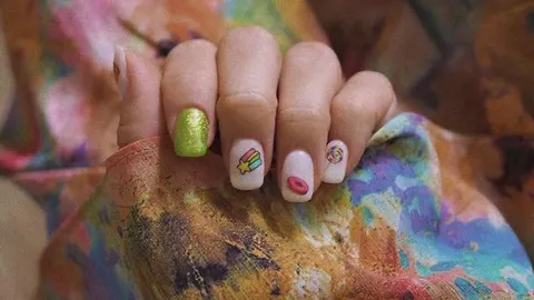 La manicura más bonita y perfecta del 2021 de María Fernández-Rubíes.