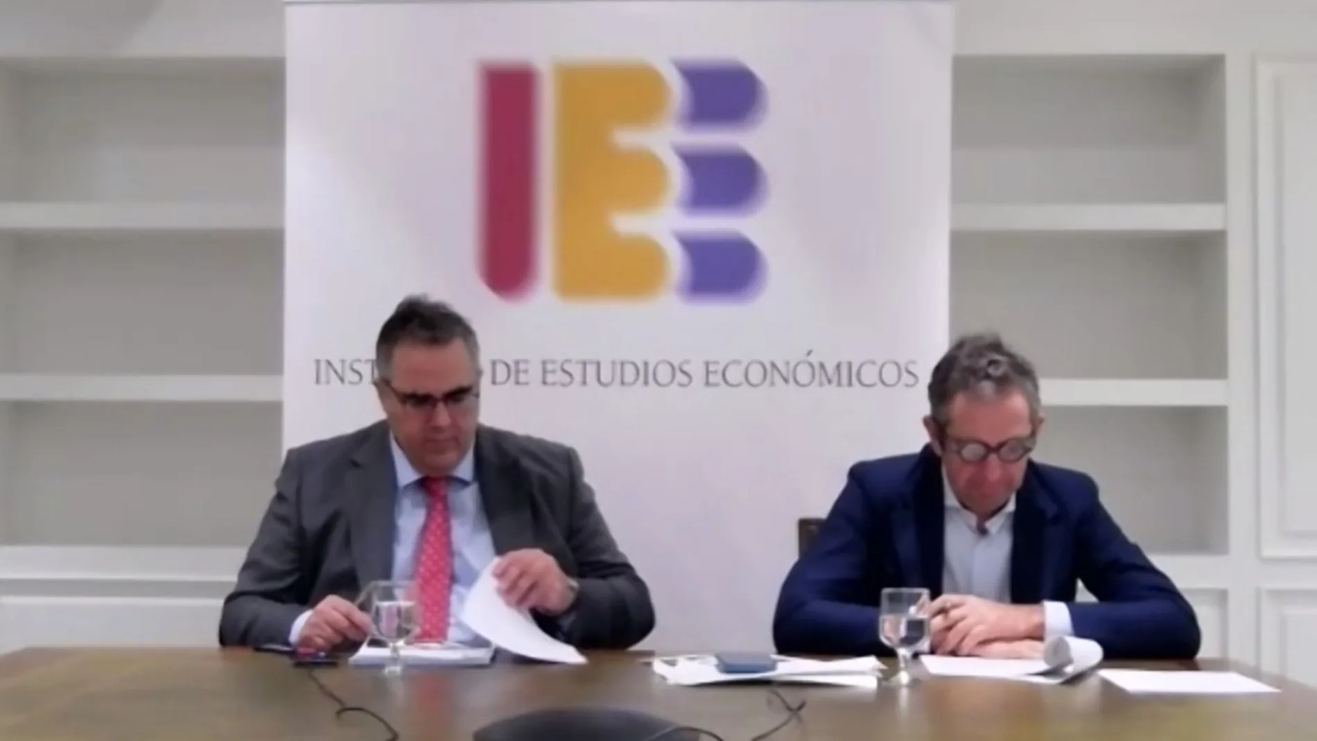 Gregorio Izquierdo e Íñigo Fernández de Mesa, presidente y director general del IEE