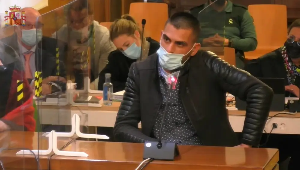 Gabriel E.K, uno de los seis acusados del robo y crimen de la Plaza Circular, durante un momento del juicio.EP.04/11/2021