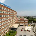 Hospital Sant Joan de Déu en Barcelona, donde está ingresada la joven