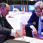 Ignacio Galán, presidente de Iberdrola, junto a John Kerry