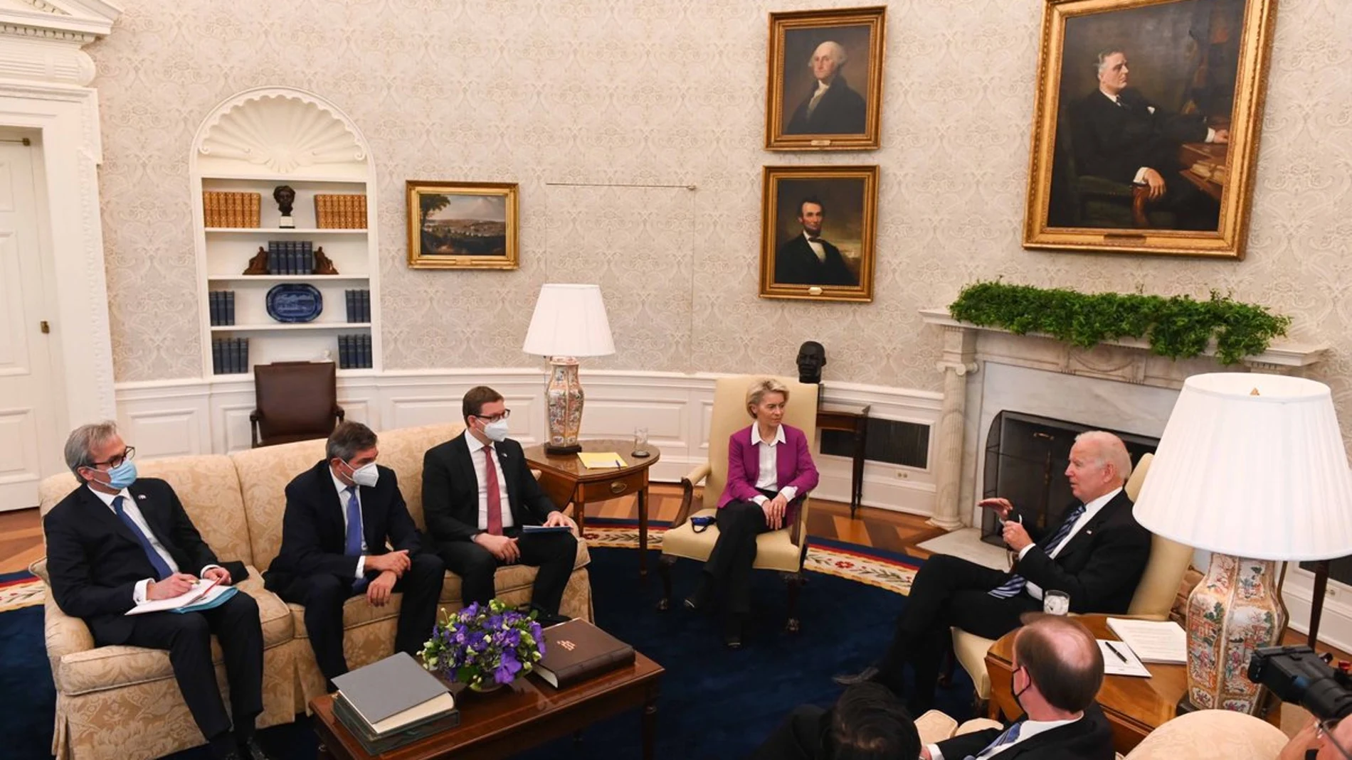 Encuentro en la Casa Blanca entre Ursula von der Leyen y Joe Biden