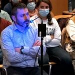 El acusado de inducir el crimen del edil de IU, Javier Ardines, Pedro Nieva durante su declaración el juicio.CAPTURA EMISIÓN YOUTUBE TSJA09/11/2021