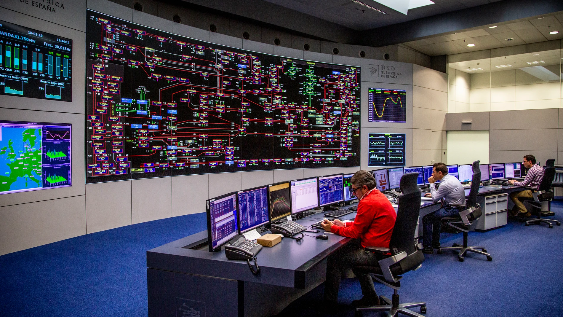 El Centro de Control Eléctrico, Cecoel, desde el que se vigila el buen funcionamiento de la red eléctrica en España.