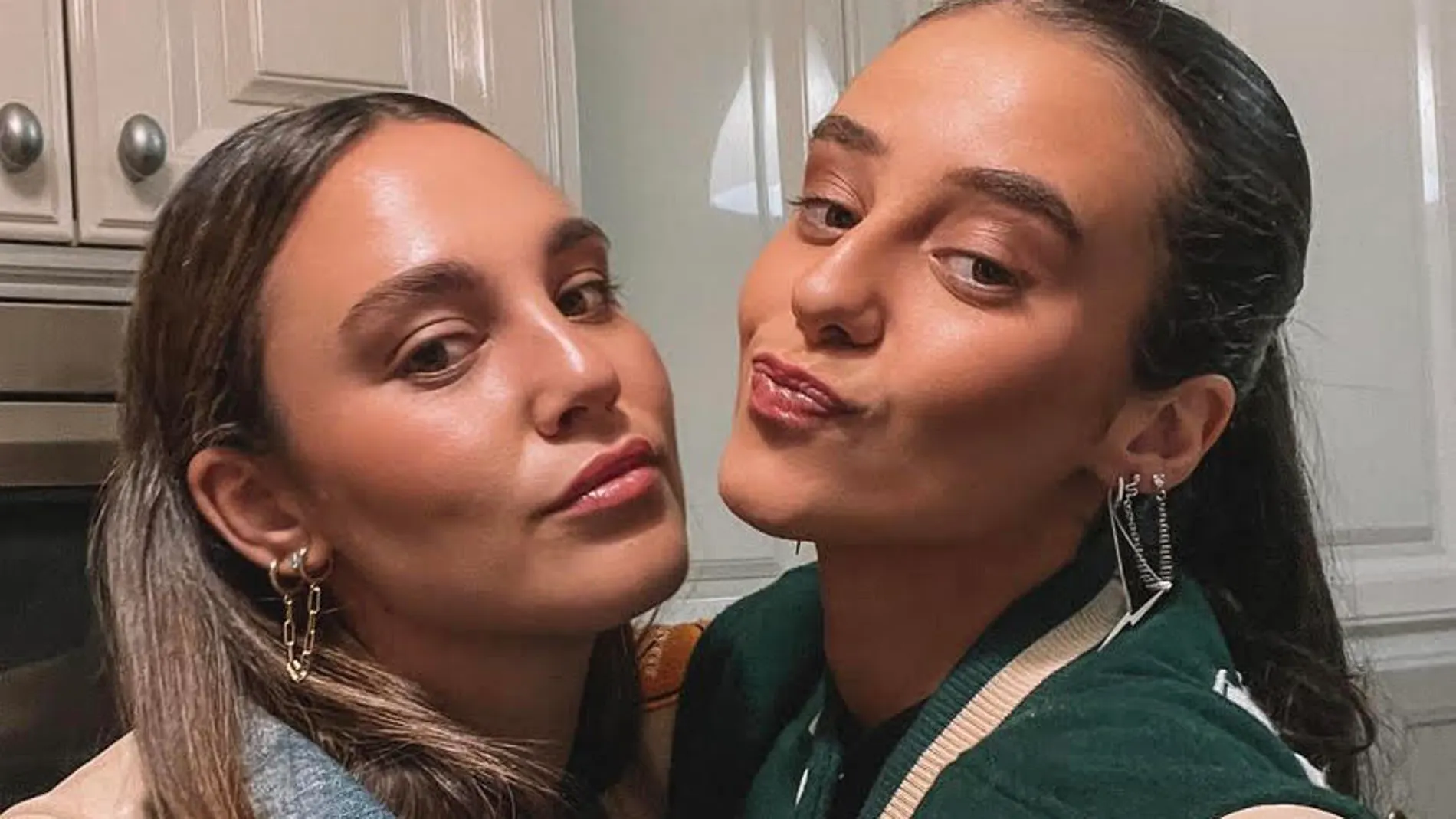 Victoria Federica con una amiga en su cuenta de Instagram.